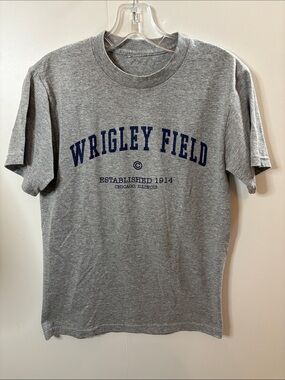 Wrigley Field Gray Graphic Tee | unisex S